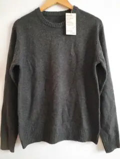新品未使用タグ付き　無印良品　クルーネックセーター　メンズサイズＬ　カーキ