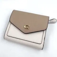 新品未使用　COACH折り財布