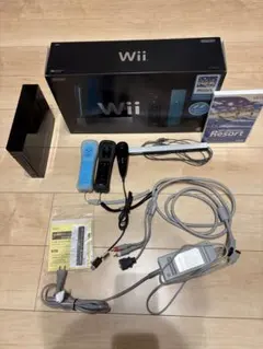 Wii 本体 ブラック リモコン2個、wii スポーツリゾート付き