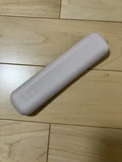 新品未使用 メイクブラシケース シリコン製 ピンクベージュのサムネイル