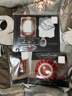 ツイステ　アベイル　リドル　缶バッジ　ラバーキーホルダー　アクリルフォトスタンド