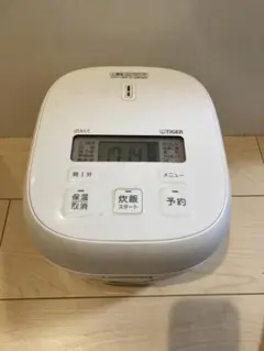 Item thumbnail for item b7bec73e-3715-4244-9073-5b908e7c6e1f