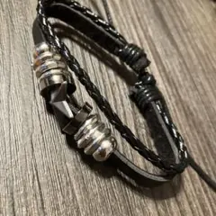 ピ*ぎ様 【382】新品 レザー調とメタルビーズのブレスレット