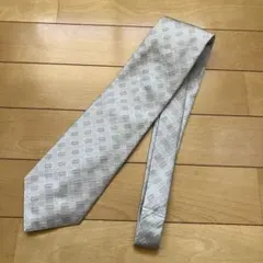 【美品】ネクタイ　アルマーニ　ARMANI ブルーグレーのサムネイル