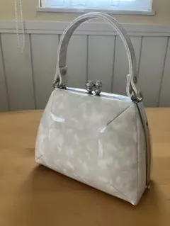 Item thumbnail for item 6fa94ac0-047f-4922-ac0f-7513390ce0f3