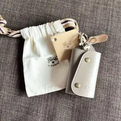 イルビゾンテ　キーケース　グレー　レディース　スマートキー　新品　お洒落