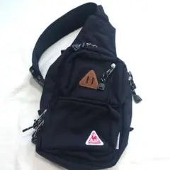 le coq sportif 男女兼用ボディバッグ ブラック