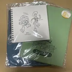 トイストーリー　スリーコインズ　ノート　巾着