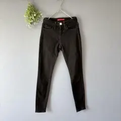 ★レッドカード［20/XS］クールカジュアル　上質日本製　ブラックスキニーデニム