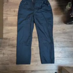 Item thumbnail for item 0e5f4a1f-5d3d-4d3b-b912-87b47d8a3e86