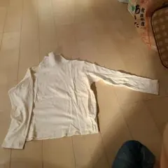 クリーム色 ハイネック Tシャツ LLサイズ