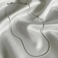 ネックレス　1㎜　スネーク　チェーン　ステンレス　Silver