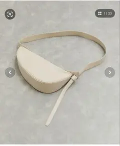 未使用　ADAM ET ROPE ムスビショルダーバッグ ホワイトのサムネイル