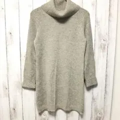 a0111　ユニクロ　セーター　サイズ9（M）グレー　タートルネック