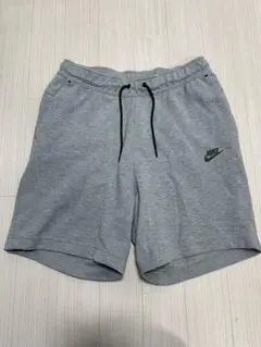 Nike グレー スウェットショートパンツ M