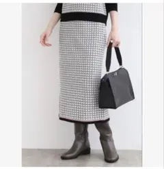 INDIVI インディヴィ　白黒チェック柄ジャガードニット　タイトスカート 38