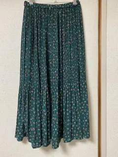 最終値下げ　ローリーズファーム　フレアスカート　小花柄　グリーン　フリーサイズ