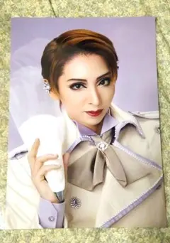 ★お値下げしました★【定価半額以下・A4】宝塚宙組、桜木みなと、お写真①