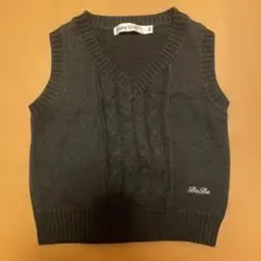 BeBe ブラック　Vネック ベビーベスト 80