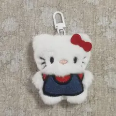 ハローキティ フェイクファーキーホルダー