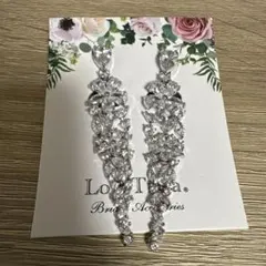 【Love Tiara】ウェディングアクセサリー イヤリング　ラブティアラ