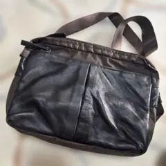 Y'SACCS（イザック）ナイロン×レザーコンビネーションショルダー　横型　美品のサムネイル