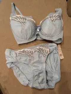 Item thumbnail for item b5f2b251-8d21-49a0-99d0-3a37ca681270