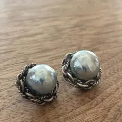 ♦︎昔のパールイヤリング　ビンテージ　アンティークアクセサリー　綺麗なブルー