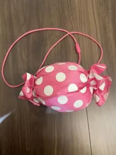 Item thumbnail for item c8de4390-3d6d-45f7-a033-976da1b9a0cb