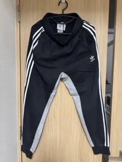 adidas 3本ラインジャージパンツ Mサイズ ブラック/グレー