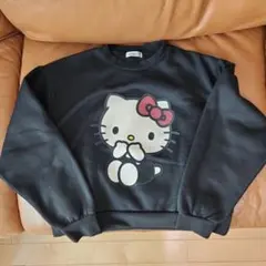 ハローキティ　Lサイズ　スウェット　トレーナー　ショート丈　裏起毛　ブラック　黒