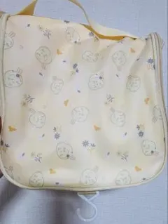 ちいかわ うさぎ トラベルポーチ フック付き
