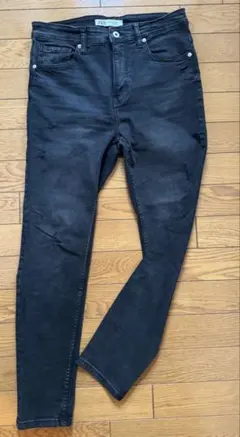 ZARA メンズ　ブラックデニム　ダメージスリム