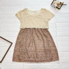 HERE'S 切り替えワンピース　ピンクベージュ　小花柄　ベージュ　レース