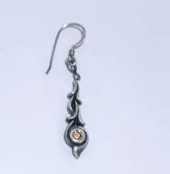 J020】ヴィンテージ ナバホ ブラックオニキス フェザー ピアス - メルカリ