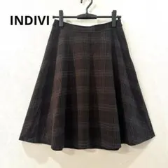 INDIVI インディヴィ　チェック柄フレアスカート　38 ブラウン系のサムネイル