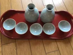 淡い青色の徳利と盃セット