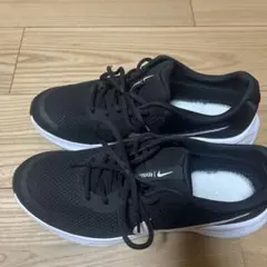 【新品未使用】 NIKE REVOLUTION 7 ランニングシューズ　おまけ付