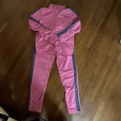 新品タグ付き　アンダーアーマー ジャージ上下