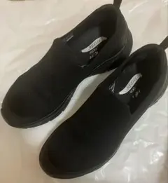スケッチャーズ　アーチフィット　黒