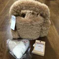 ベージュ ファー トートバッグ　小ハートクッション　入浴剤￼