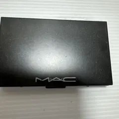 104.MAC EYES X 6 アイシャドウパレットのサムネイル