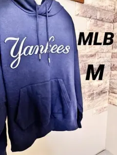 MLB ヤンキース YANKEES 刺繍 ロゴ パーカー フーディパーカーのサムネイル