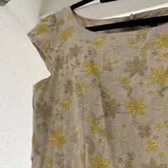 トッカ　サイズ2 黄色　ワンピース　刺繍