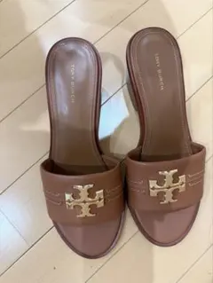 2025年最新】tory burch トリーバーチ サンダルの人気アイテム