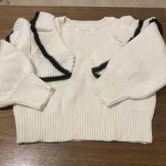 アイボリー フリル付きニットトレーナー 100cm