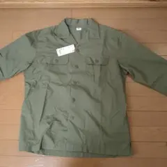 新品 タグ付き ユニクロ　U オーバーサイズ ワークシャツ長袖　M 　オリーブ