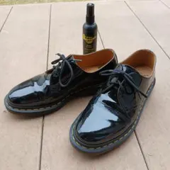 Dr. Martens 3ホール黒エナメルパテント素材UK 8（27センチ）
