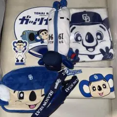 美品 ♡ 1度使用のみ 中日ドラゴンズ応援グッズ ドアラ帽子 サンリオ 美品 ♡ 1度使用のみ 中日ドラゴンズ応援グッズ ドアラ帽子 サンリオ