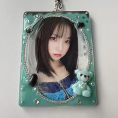 トレカキーホルダー　韓国　トレカ　レジン　デコ　硬質　ケース　トレカケース　m